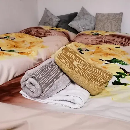 Apartman *